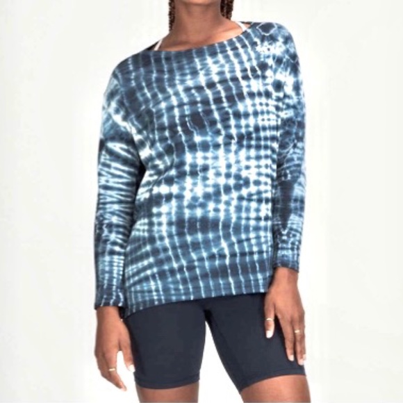 lululemon athletica Tops - Lulu Lemon Back In Action Long Sleeve Top